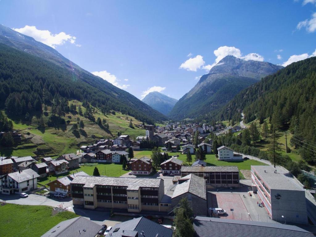Apartment Alpenblick ساس-غروند المظهر الخارجي الصورة